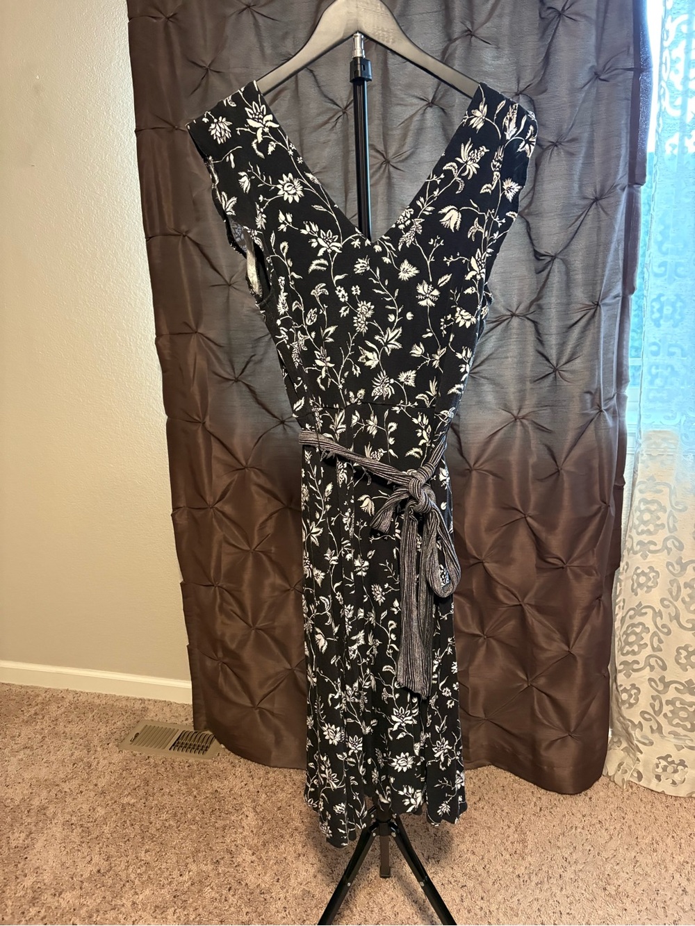 LOFT Elegant Black and White Backless Dress